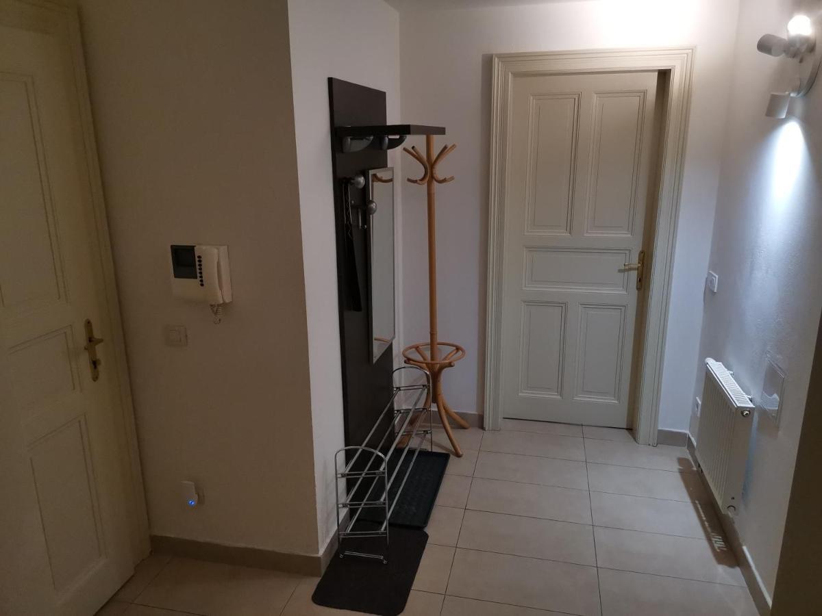 Quiet Apartment In Prague Center Eksteriør billede